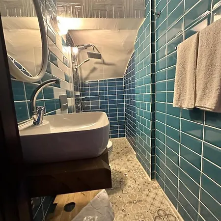 Apelles Butik * セェフェリヒサール