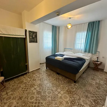 Hotel Apelles Butik *