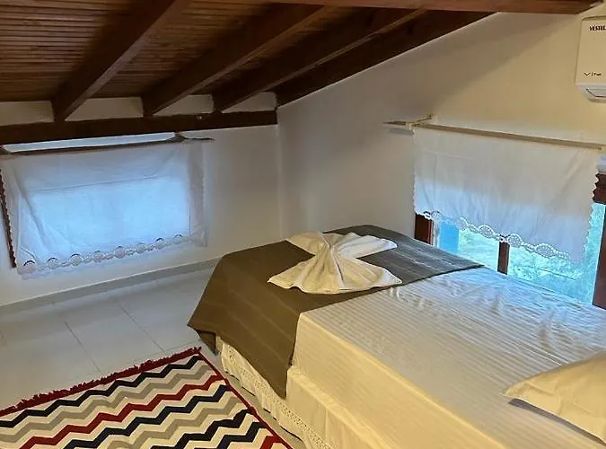 Hotel Apelles Butik *