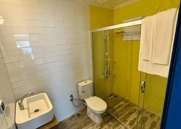 Apelles Butik Hotel *